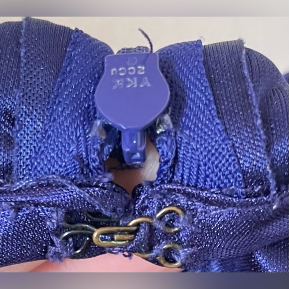 Dress Barn Blue Cape Sleeve Midi Dress Size 16 Shiny - Picture 8 of 9